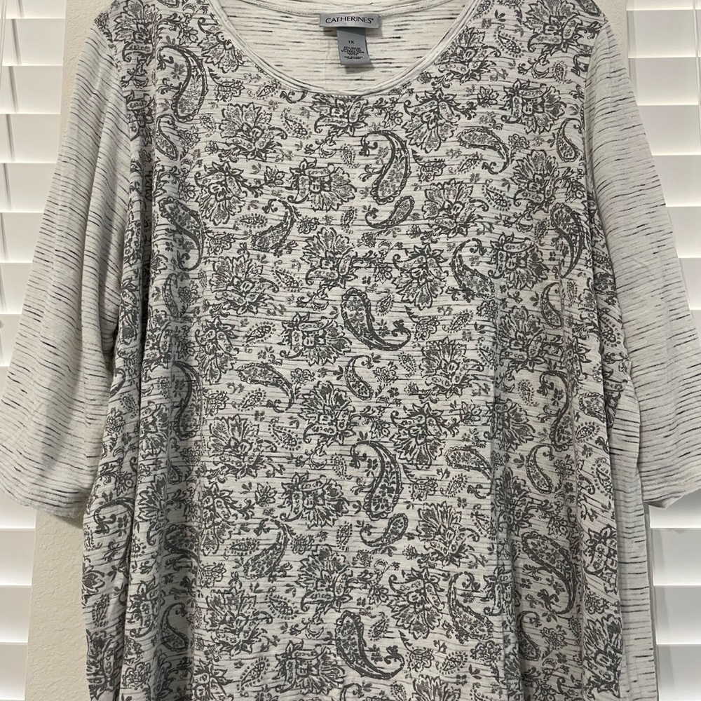 Catherines Women’s Paisley Top - Black and White